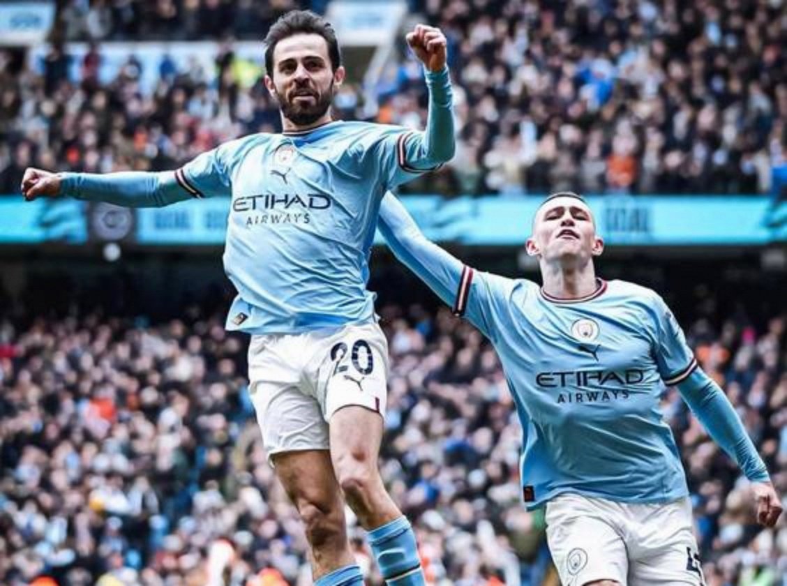 开云体育在线-比赛全程精彩，球员表现抢眼，助球队取胜