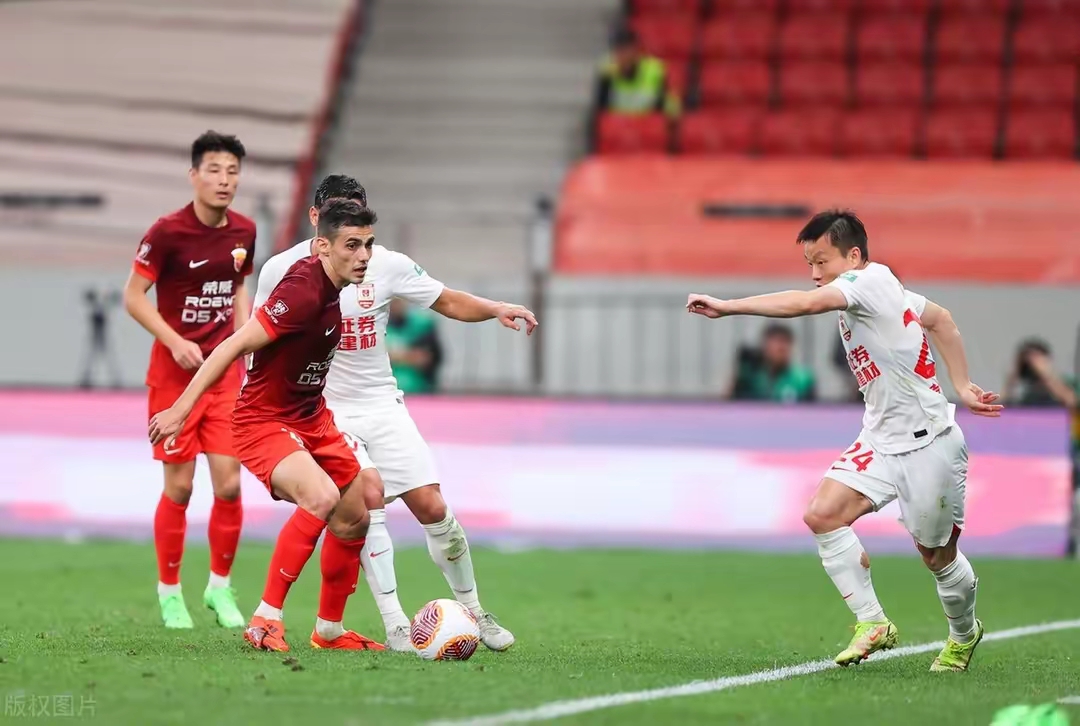 开云体育-世界级球员展现绝技，球队实力强劲的简单介绍