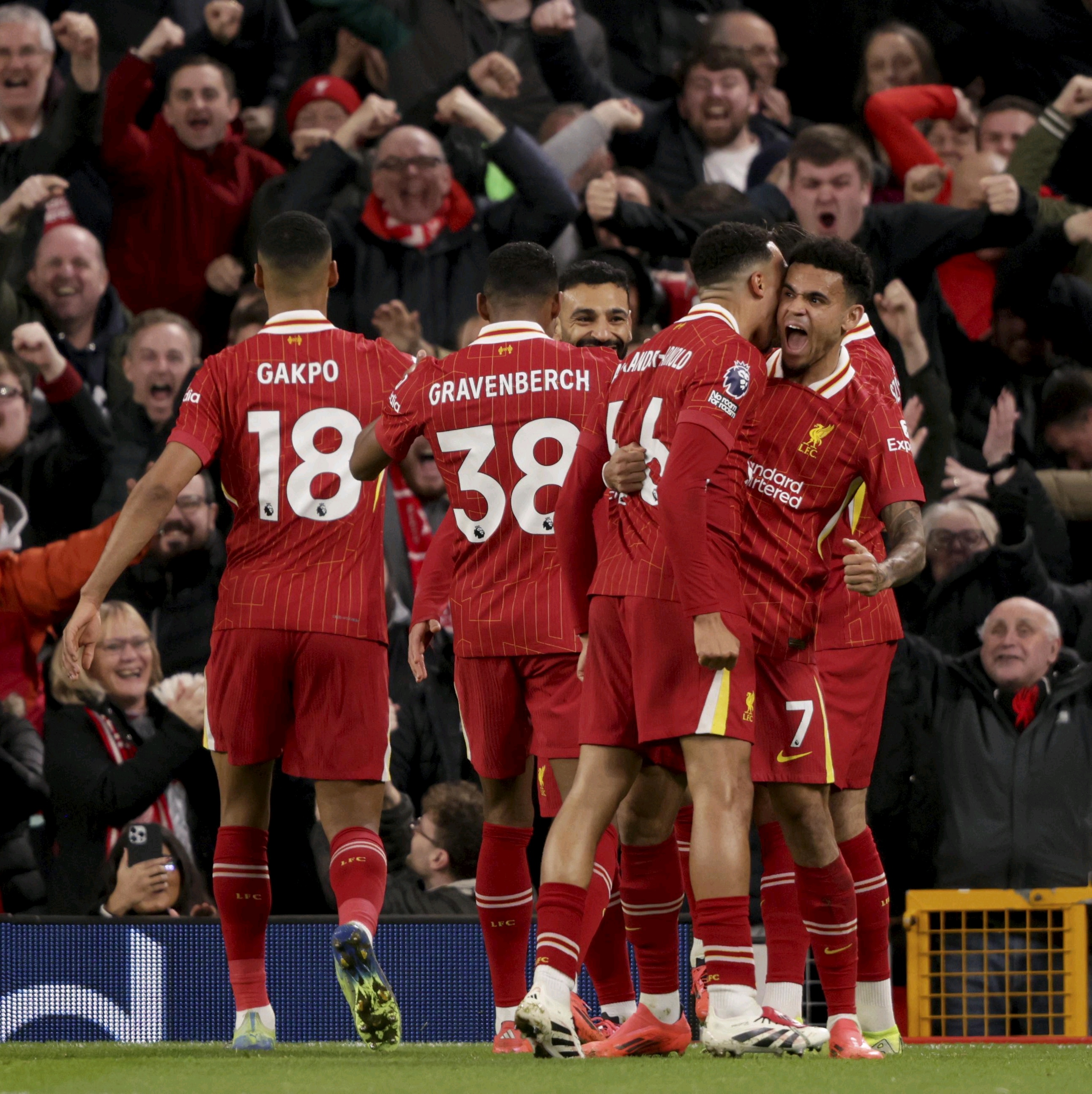 利物浦备战发起，球队全神贯注的简单介绍