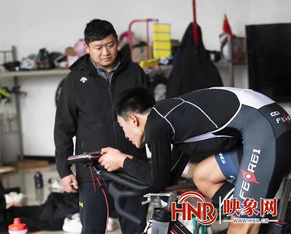 开云体育平台APP-球队备战焦点训练曝光，教练团队助力的简单介绍