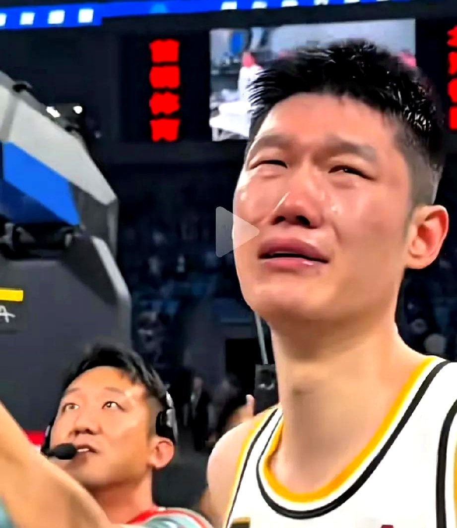 开云体育平台APP-新疆队完胜山西队，胡金秋关键制胜的简单介绍