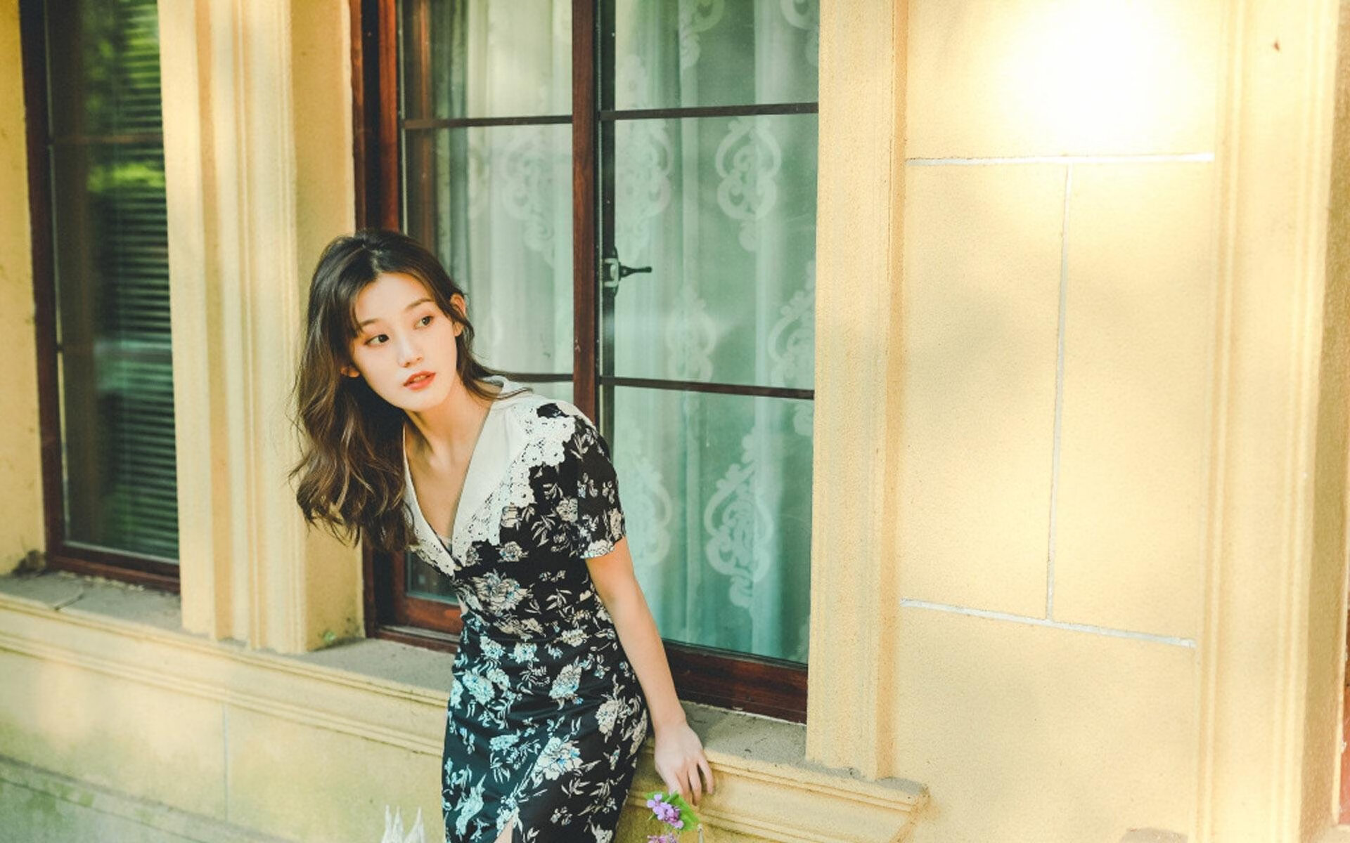 从绿茵暂停到球场哨响,当世界杯焦点战遇见雄鹿的晋级之夜