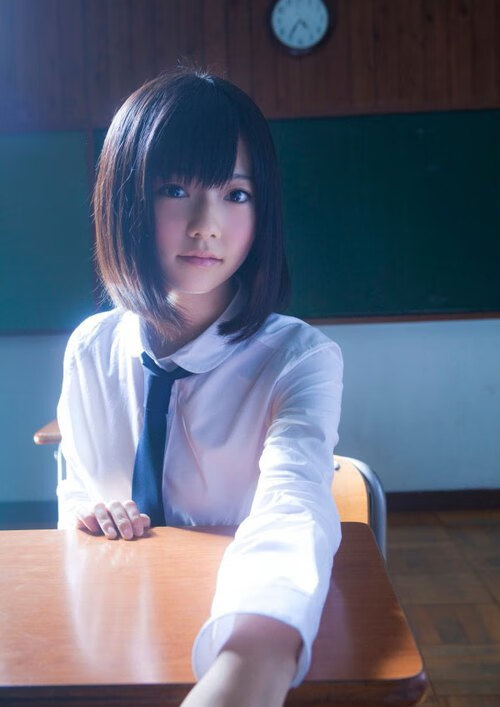 开云体育登录-凯塞多天神下凡!佛罗伦萨鏖战突围喀麦隆铁壁