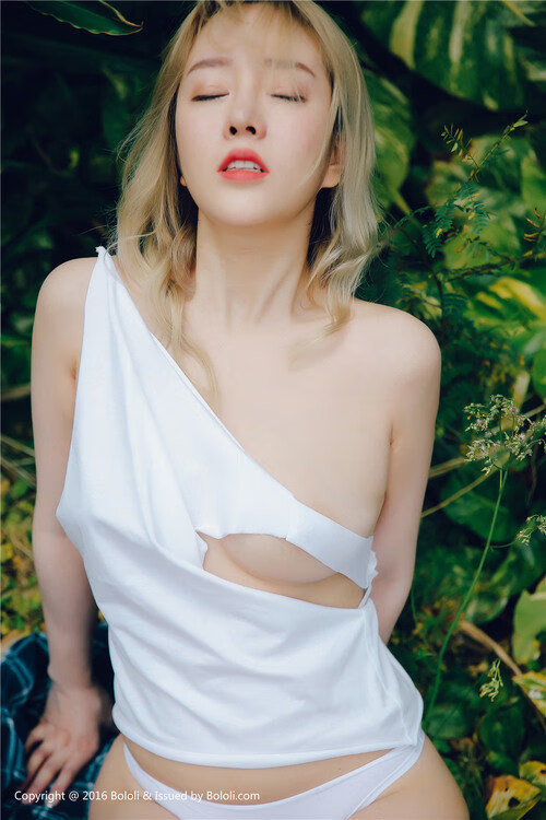 跨界暴君，当库里在F1终弯道踩下三分油门